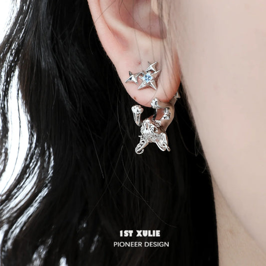 Cat star stud earrings with sparkling stars and playful cat design for a trendy look