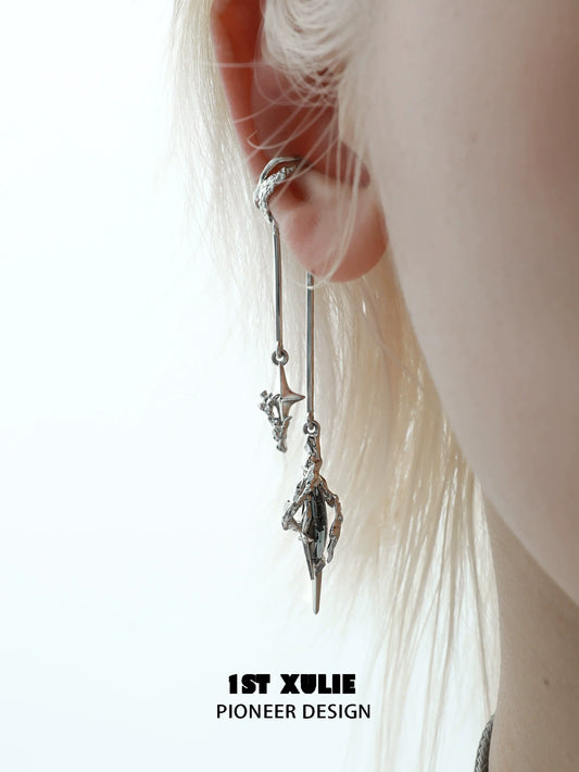 Stylish 1STXULIE Y2K fantasy earrings featuring unique charms and a modern design