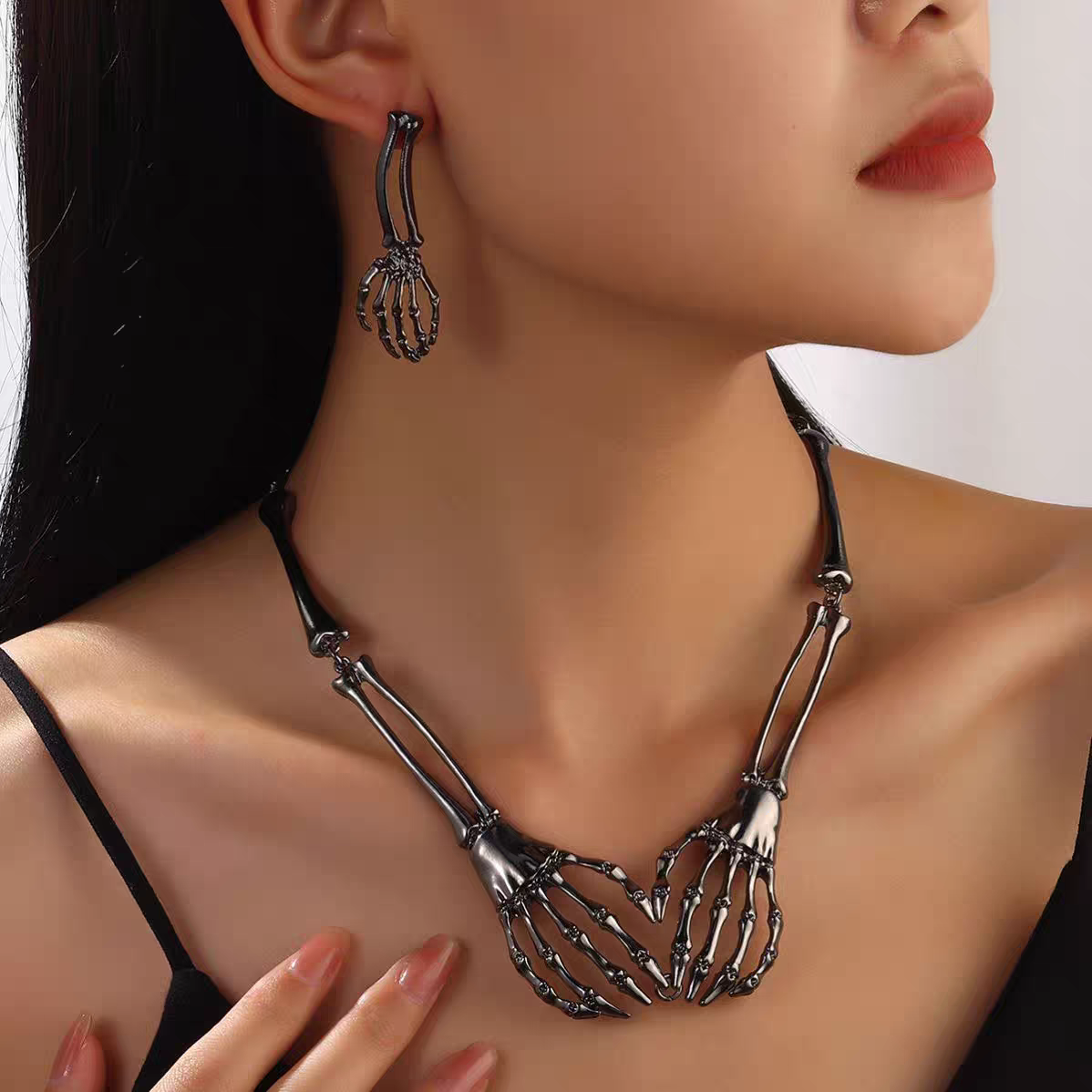 Punk Skull Hand Necklace