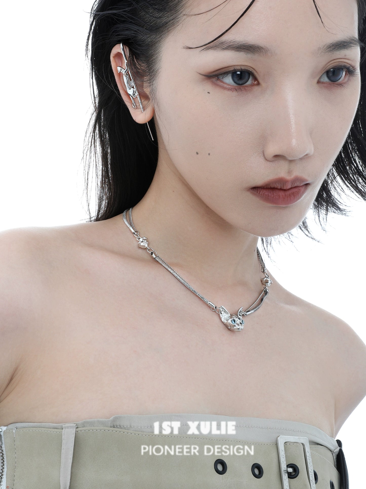 Sweet Cool Cat Clavicle Necklace