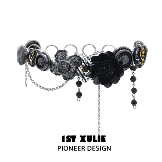 Dark Taboo Rose Clavicle Necklace