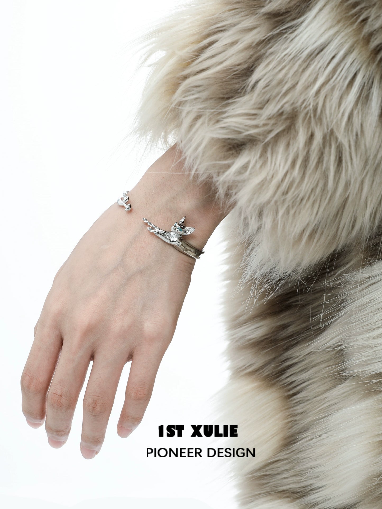 Peep Cat World Y2K Silver Bracelet