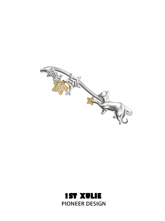 Starry Cat Paws Ear Clip