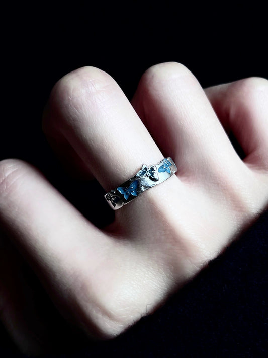 "Butterfly Relief" Hollow Ring