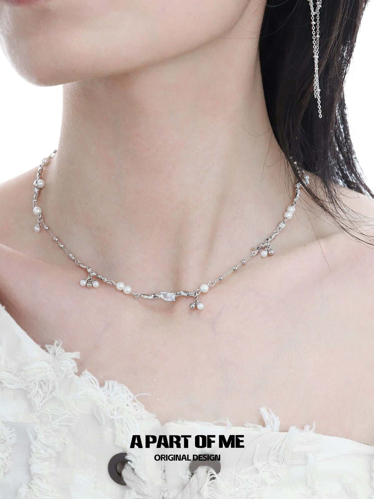 Elegant Pearl Zircon Necklace