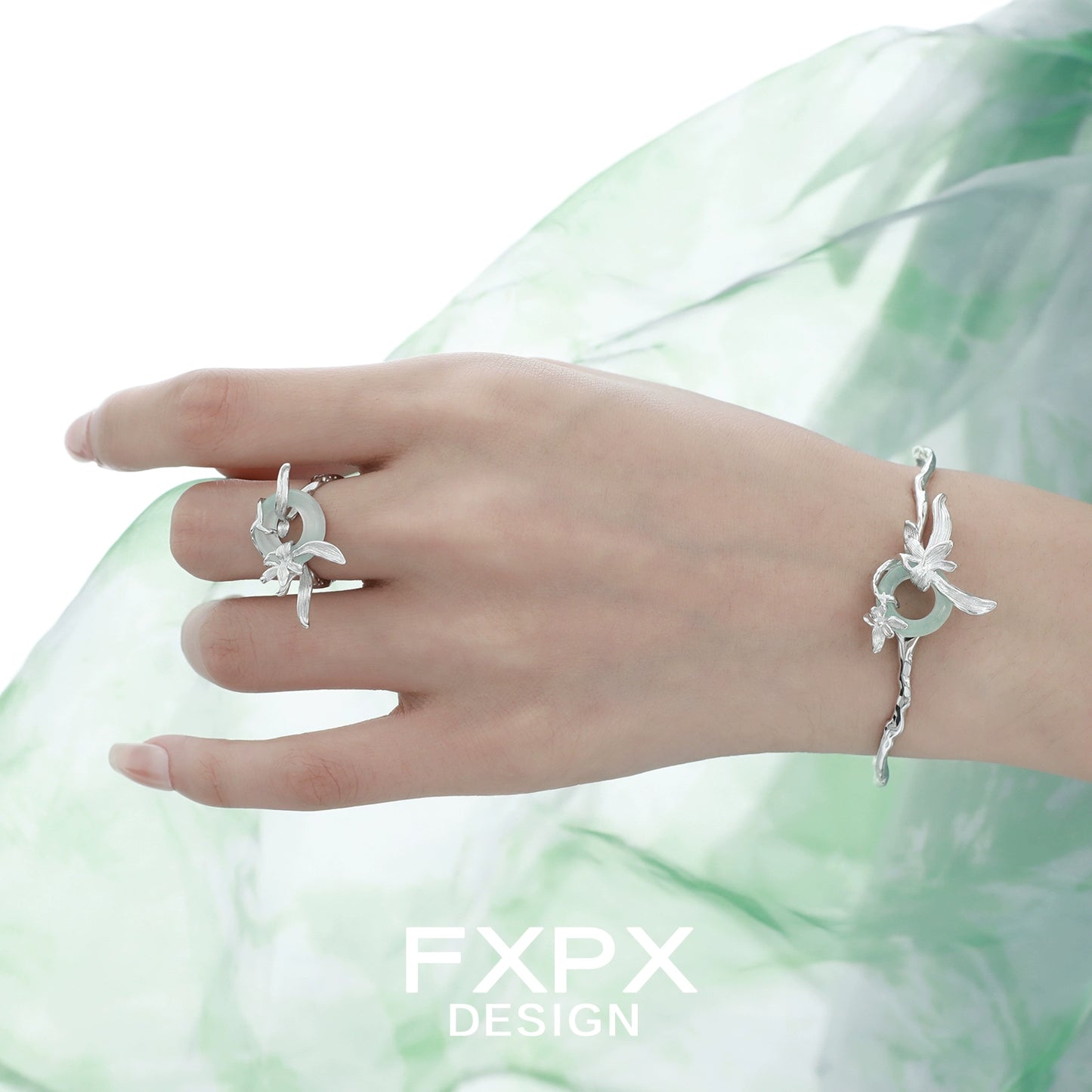 Lake Iris Silver Ring