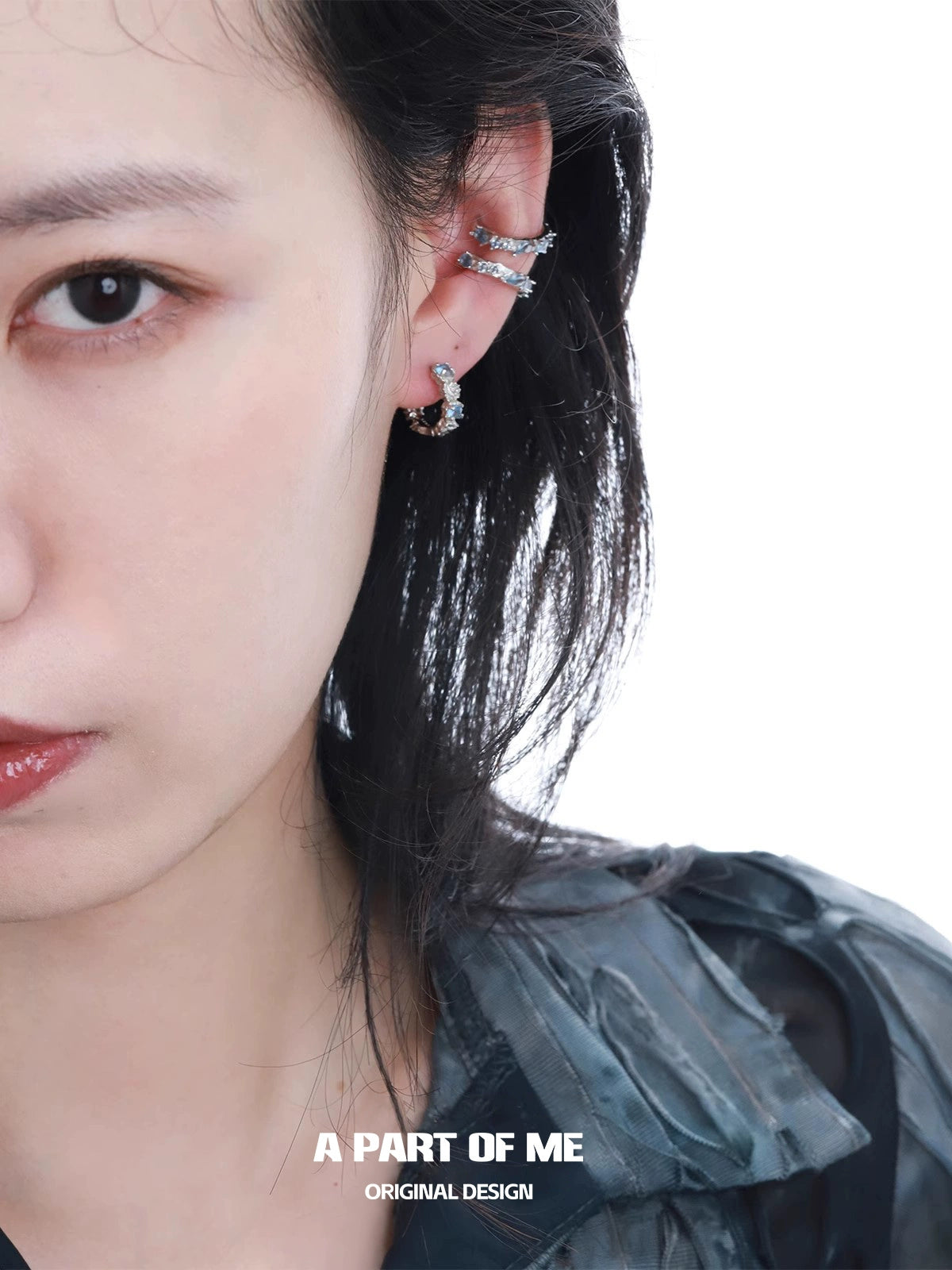 Blue Zircon Cool Ear Cuff