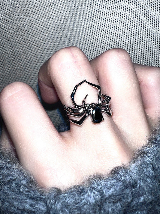 "Dark Spider" Zircon Ring