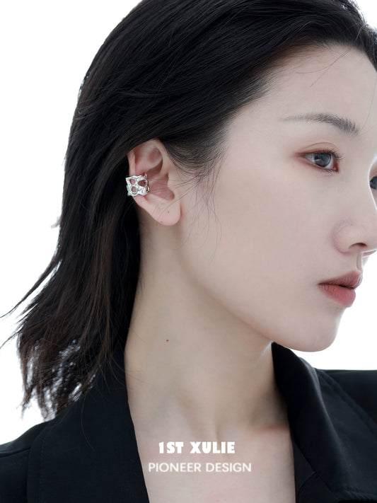 Frozen Edge Hollow Ear Cuff