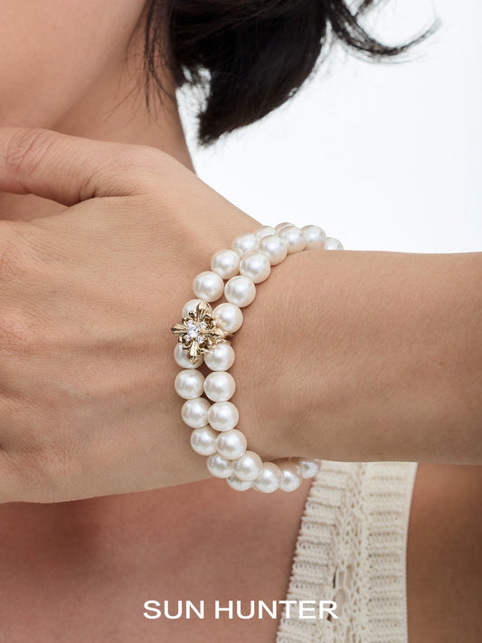 Vintage Iris Pearl Bracelet