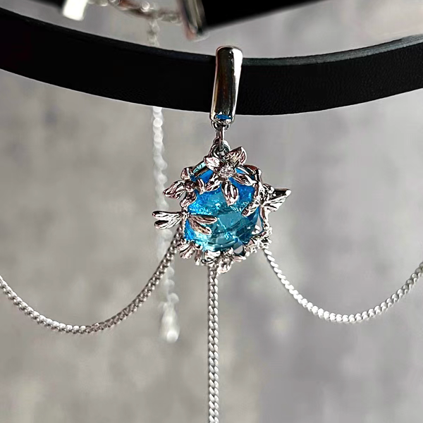 "Winter Garden" Zircon Necklace