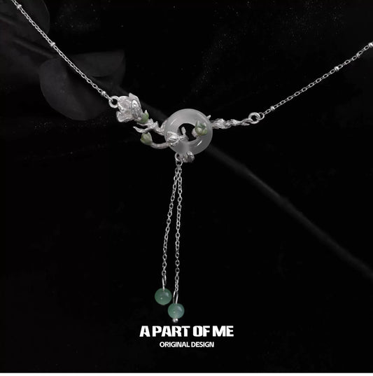 Elegant Jasmine Silver Necklace