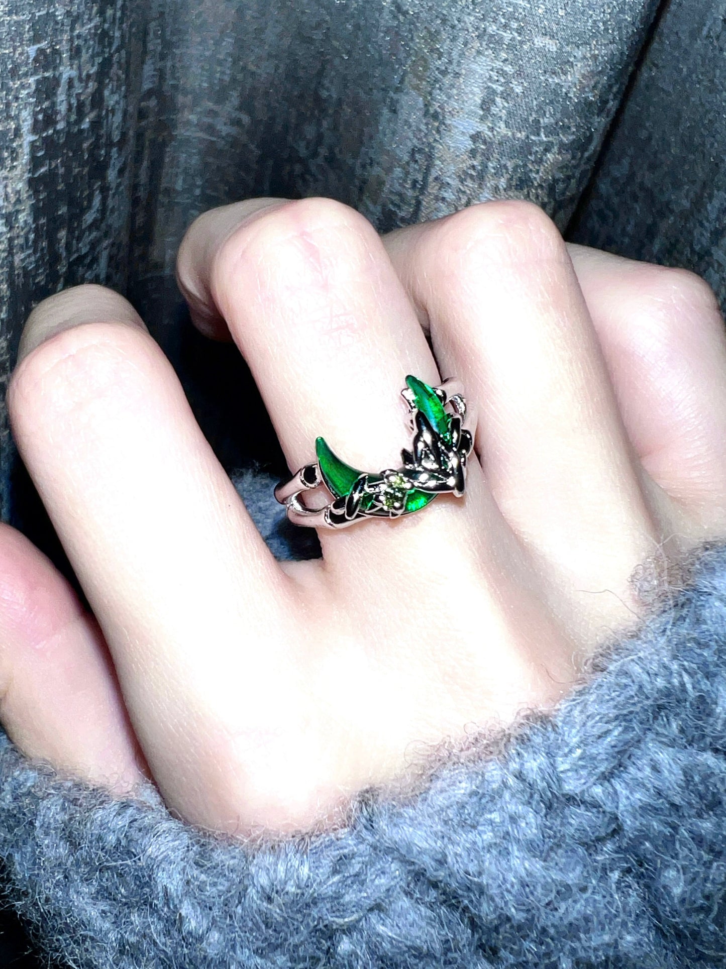 "Green Moon" Wrap Ring