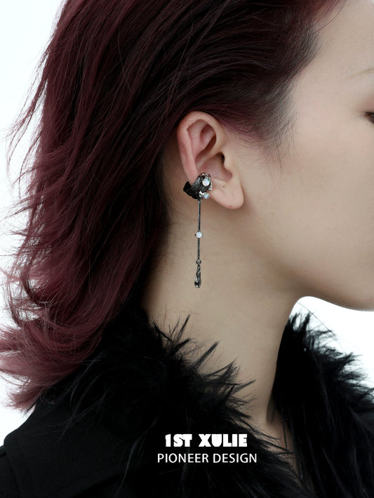 Y2K Chic Feather Tassel Ear Clip