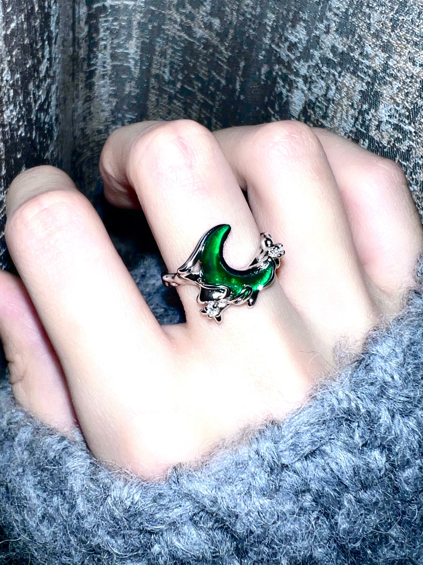"Green Moon" Wrap Ring