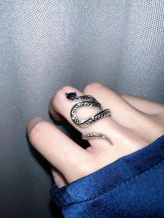 "Sound of Snake" Wrap Ring