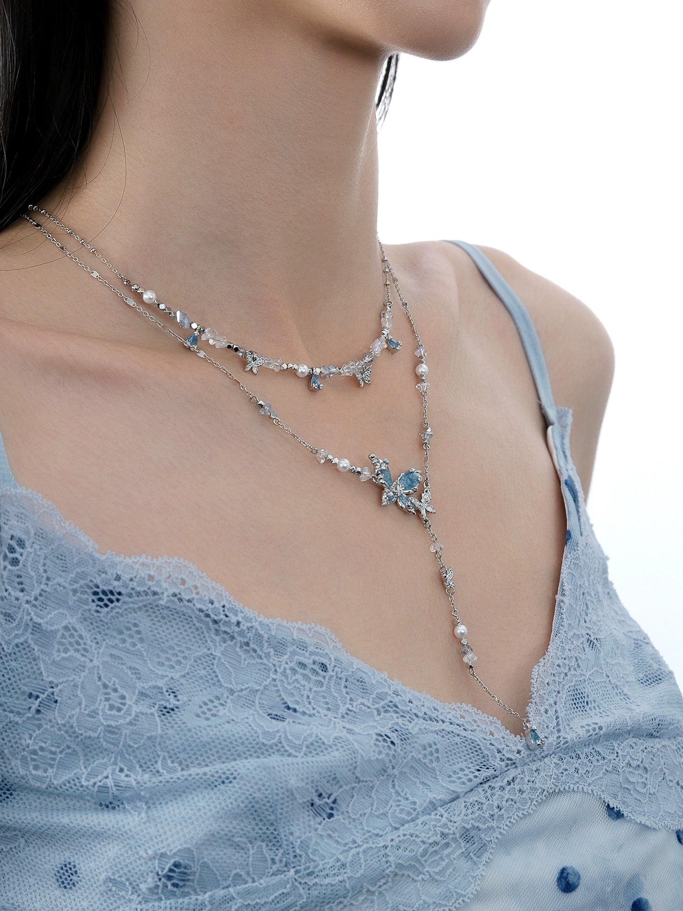 Crushed Butterfly Clavicle Necklace
