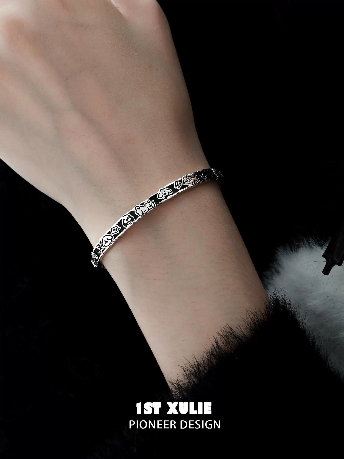 Happy Puppy Family Silver Bracelet