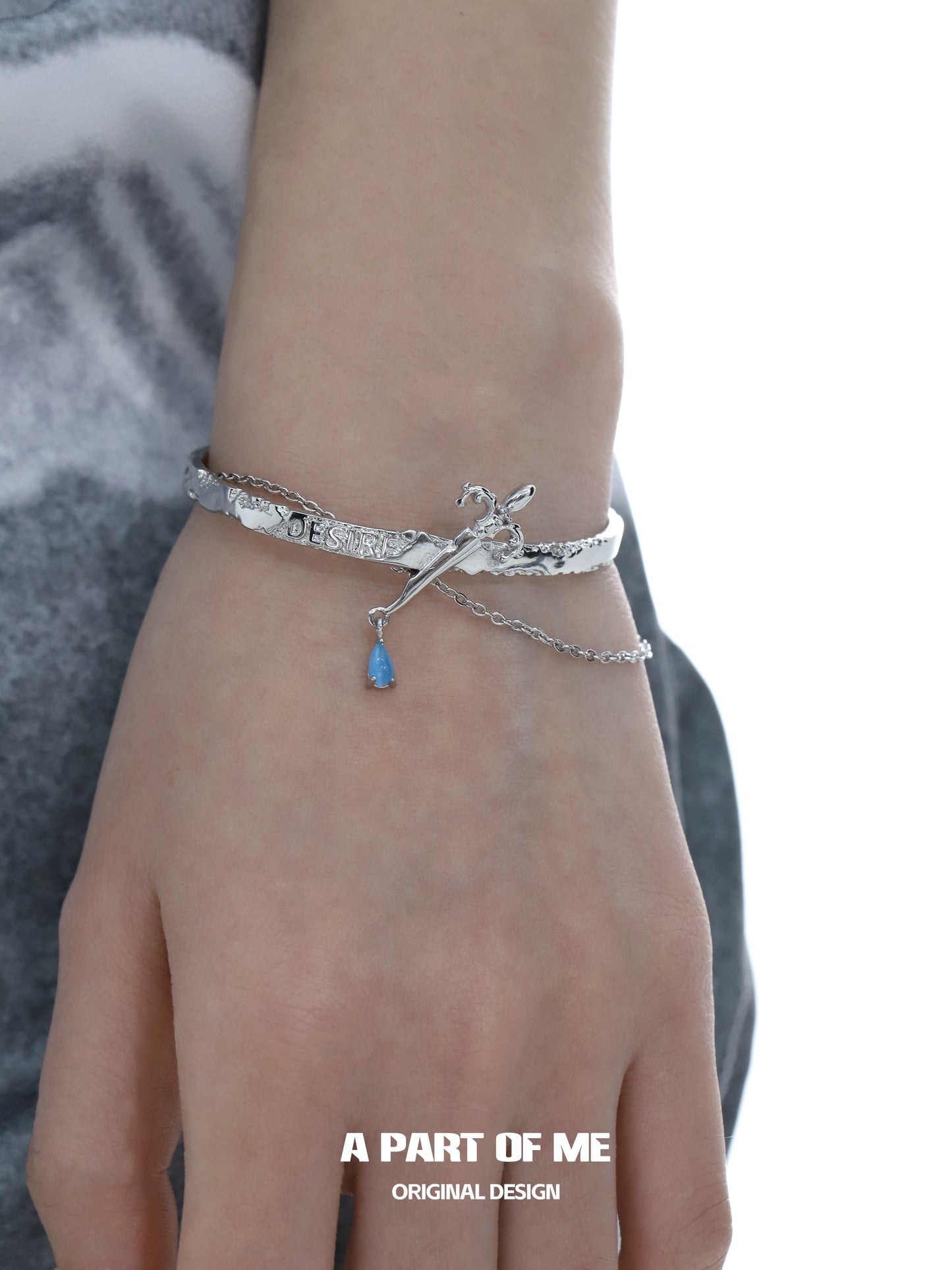 Ruins Holy Sword Bracelet