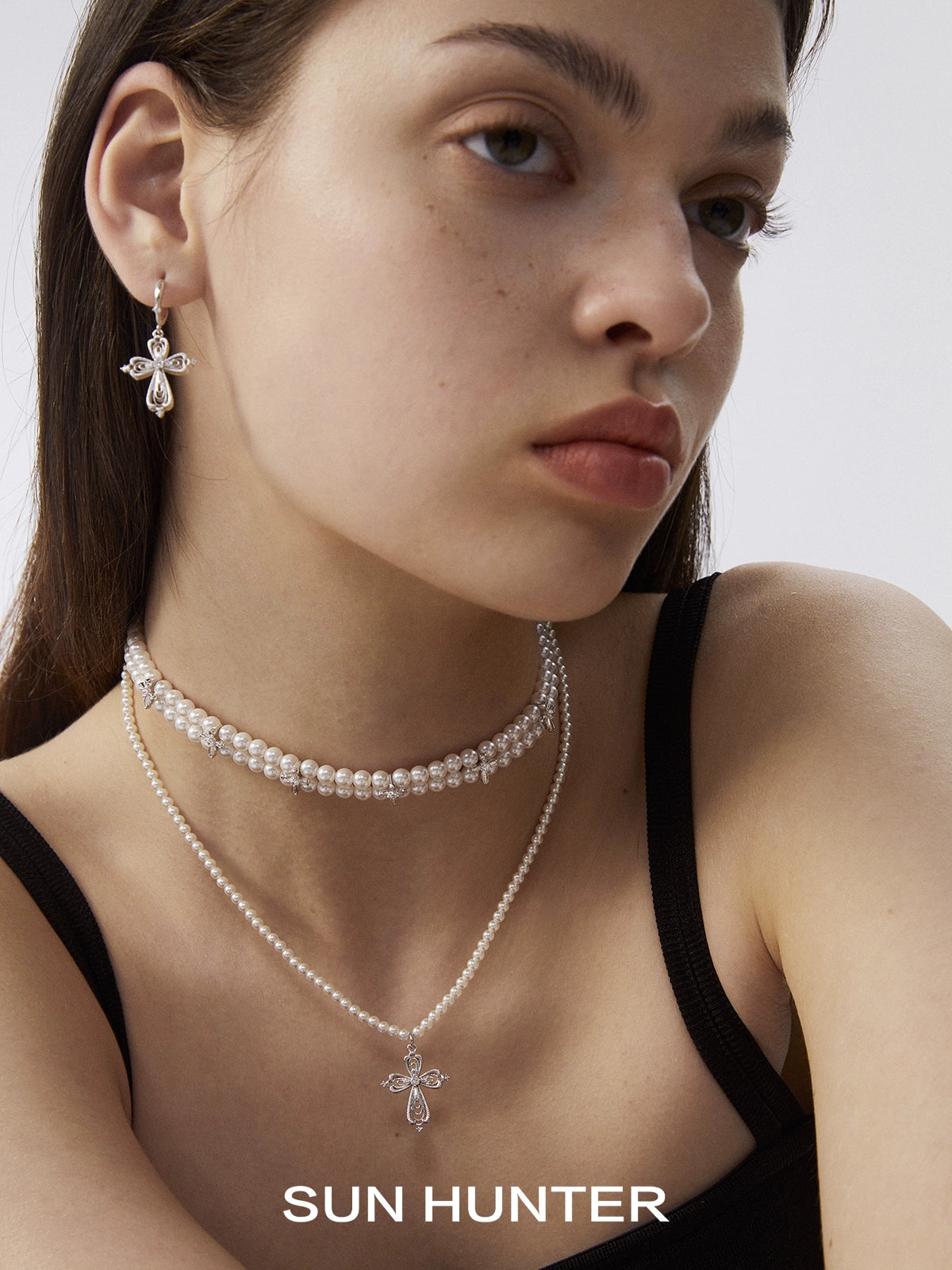 Vintage Gleaming Veil Cross Earrings