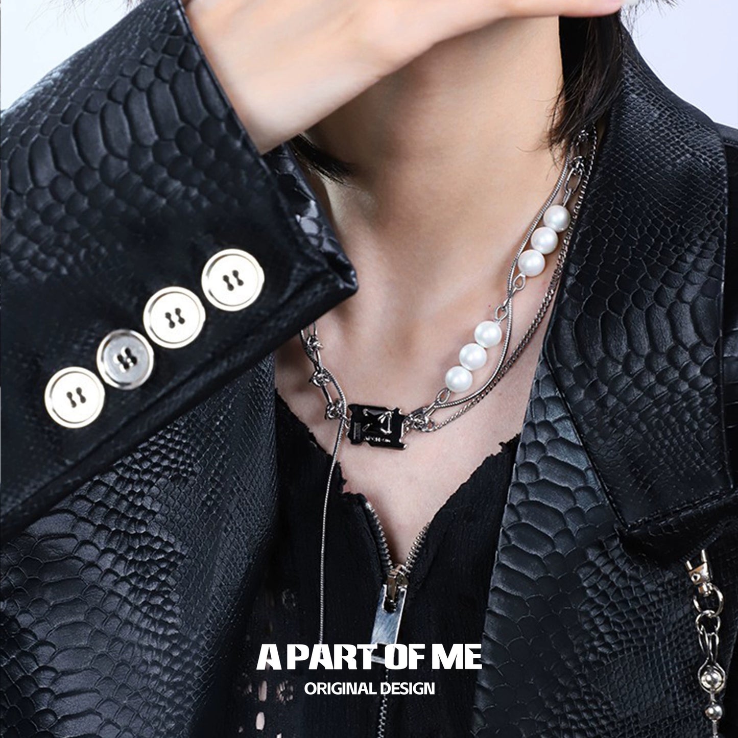 Elegant Thorn Pearl Necklace