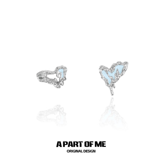 Y2K Blue Heartbeat Earrings