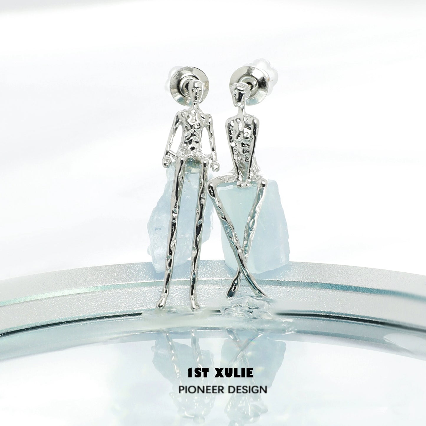 Y2K Modern Muse Stud Earrings