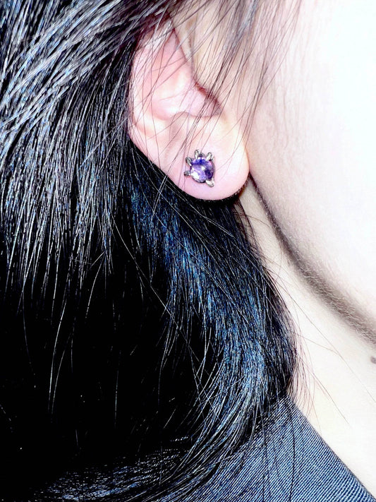 "Abyss Dragon Heart" Silver Earrings