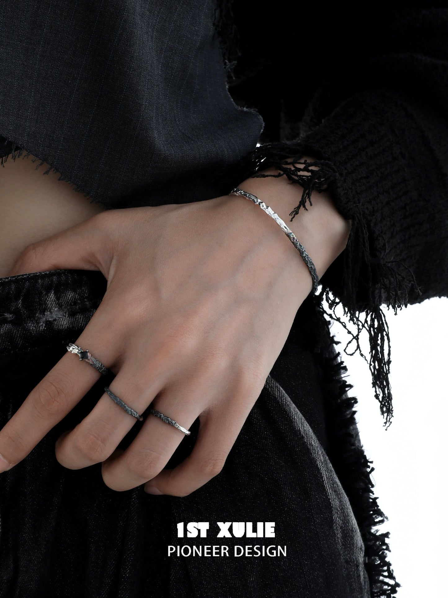 Y2K Burning Black & White Couple Bracelet