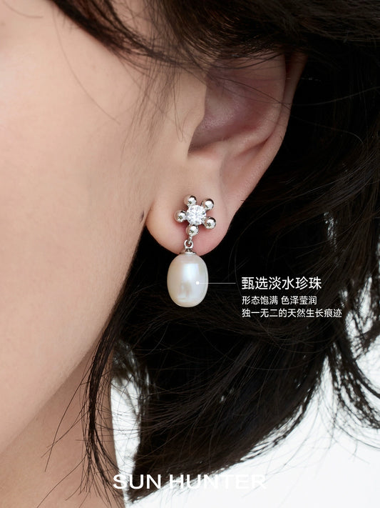 Island Flower Pearl Earrings