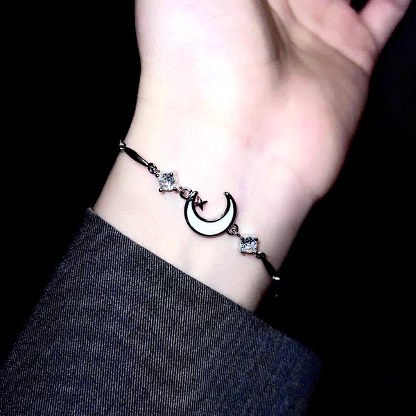 "Day Moon Fritillary" Zircon Bracelet