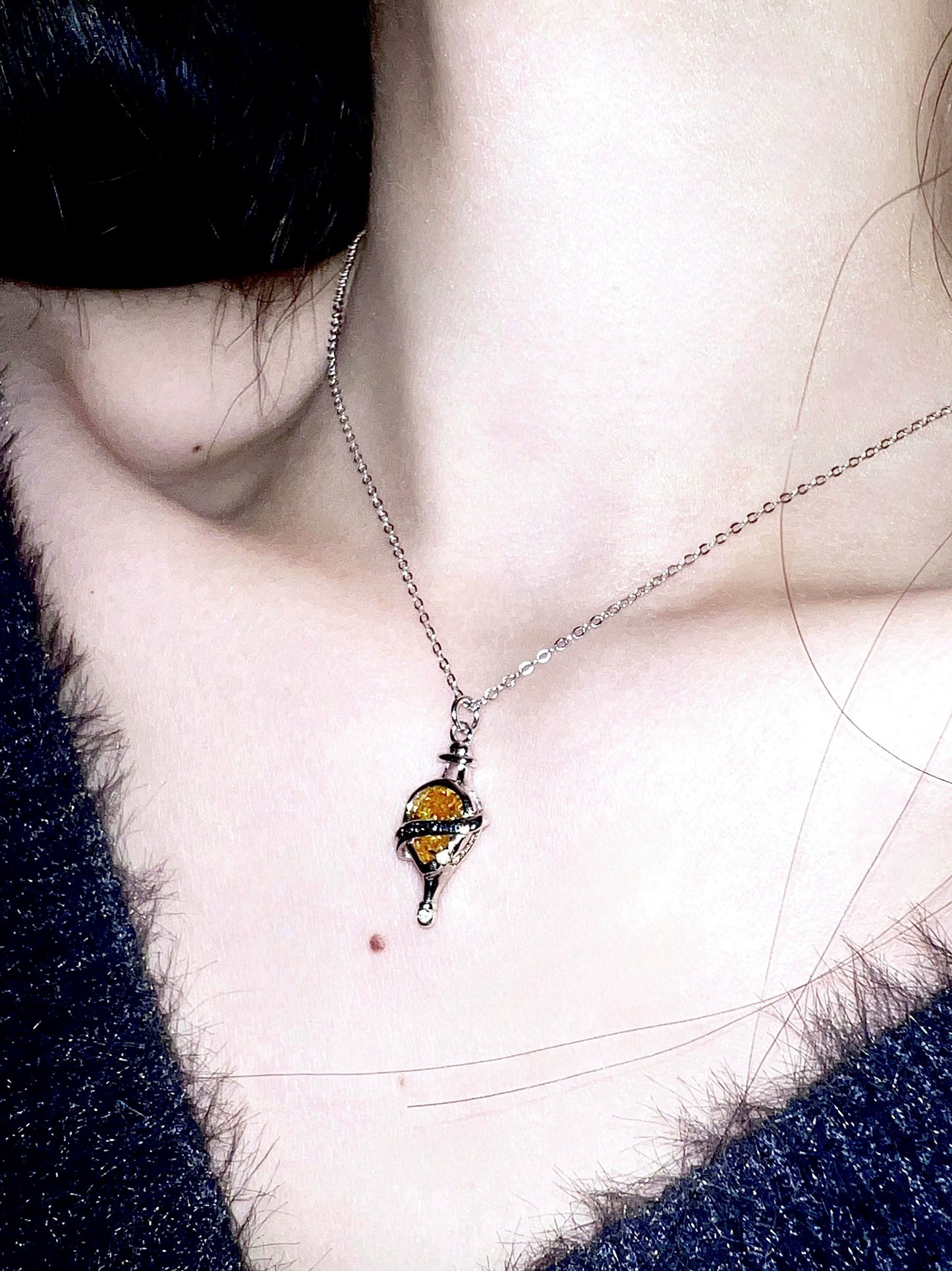 "Welfare Agent" Yellow Zircon Bracelet