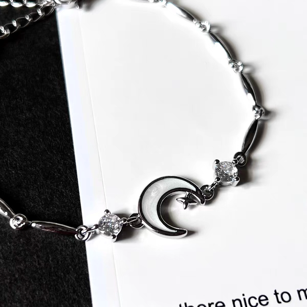 "Day Moon Fritillary" Zircon Bracelet