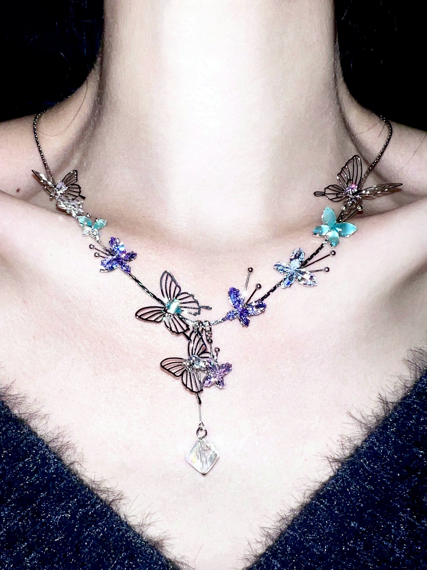"Drunk Butterfly" Hollow Necklace