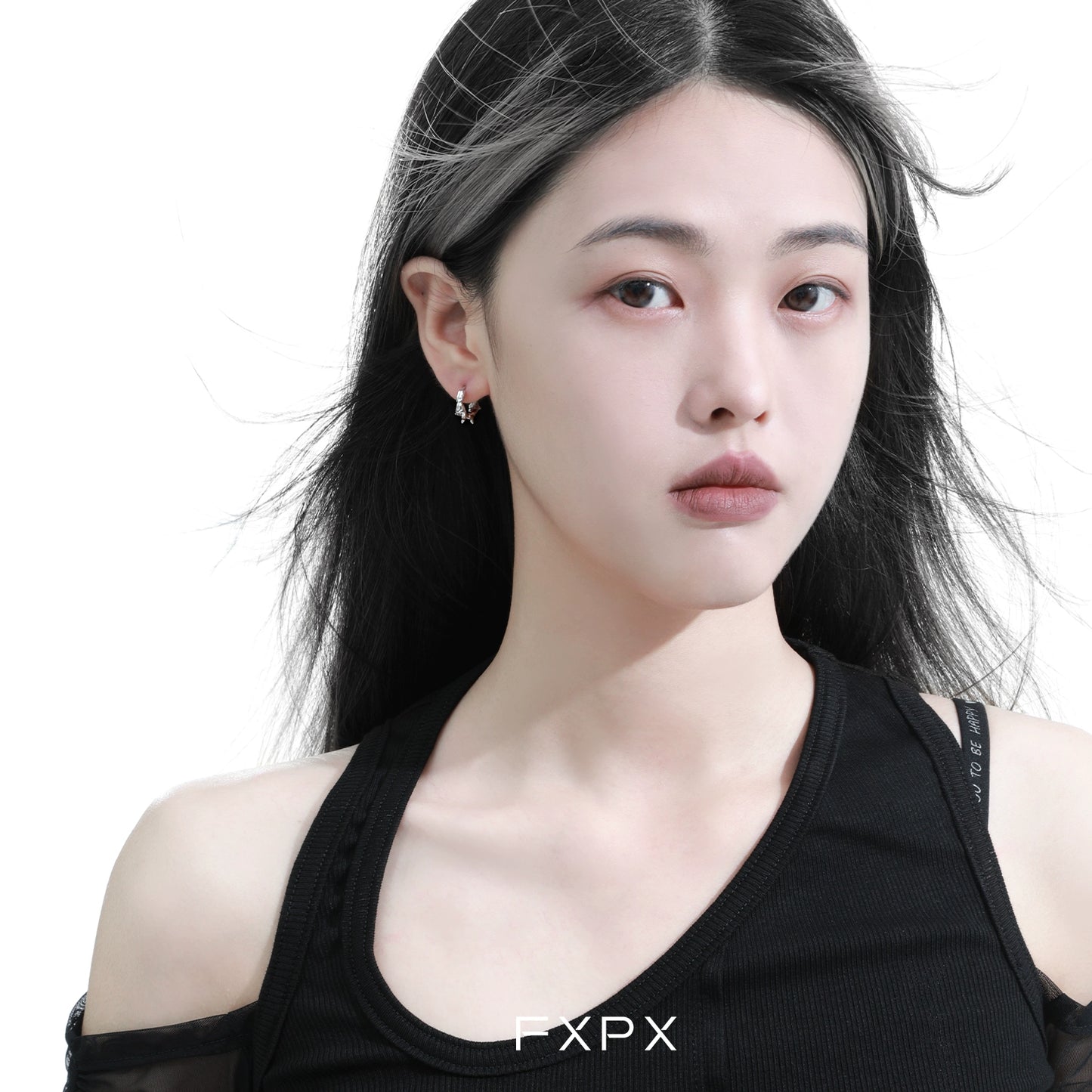 Elegance Thorn Silver Earrings