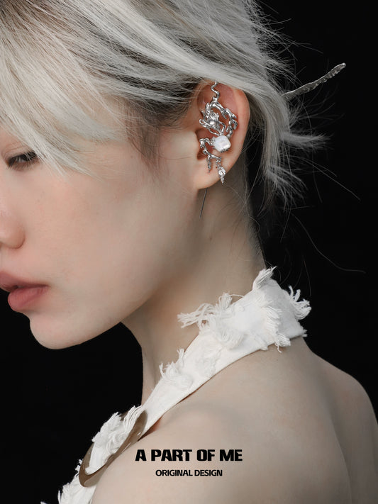 Dragon Tail Cool Stud Earrings