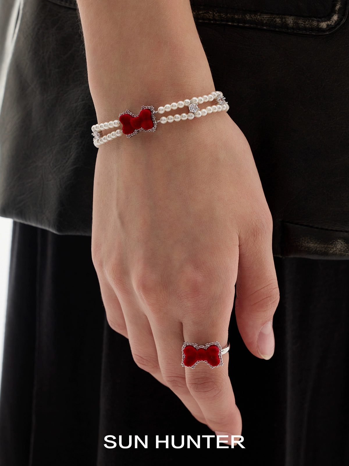 Velvet Butterfly Heart Ring