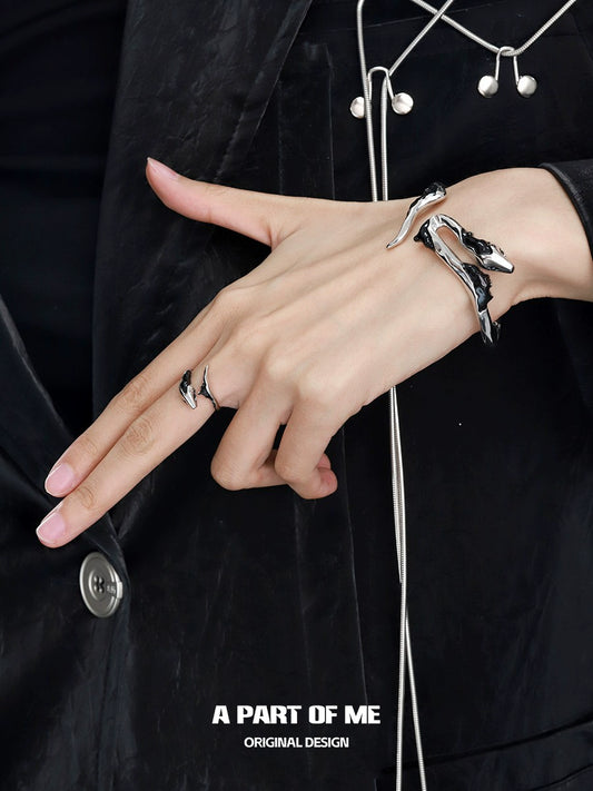 Ice Snake Couple Rings