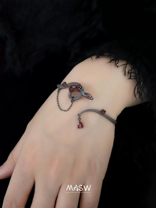 Snake Dancing Cool Bracelet