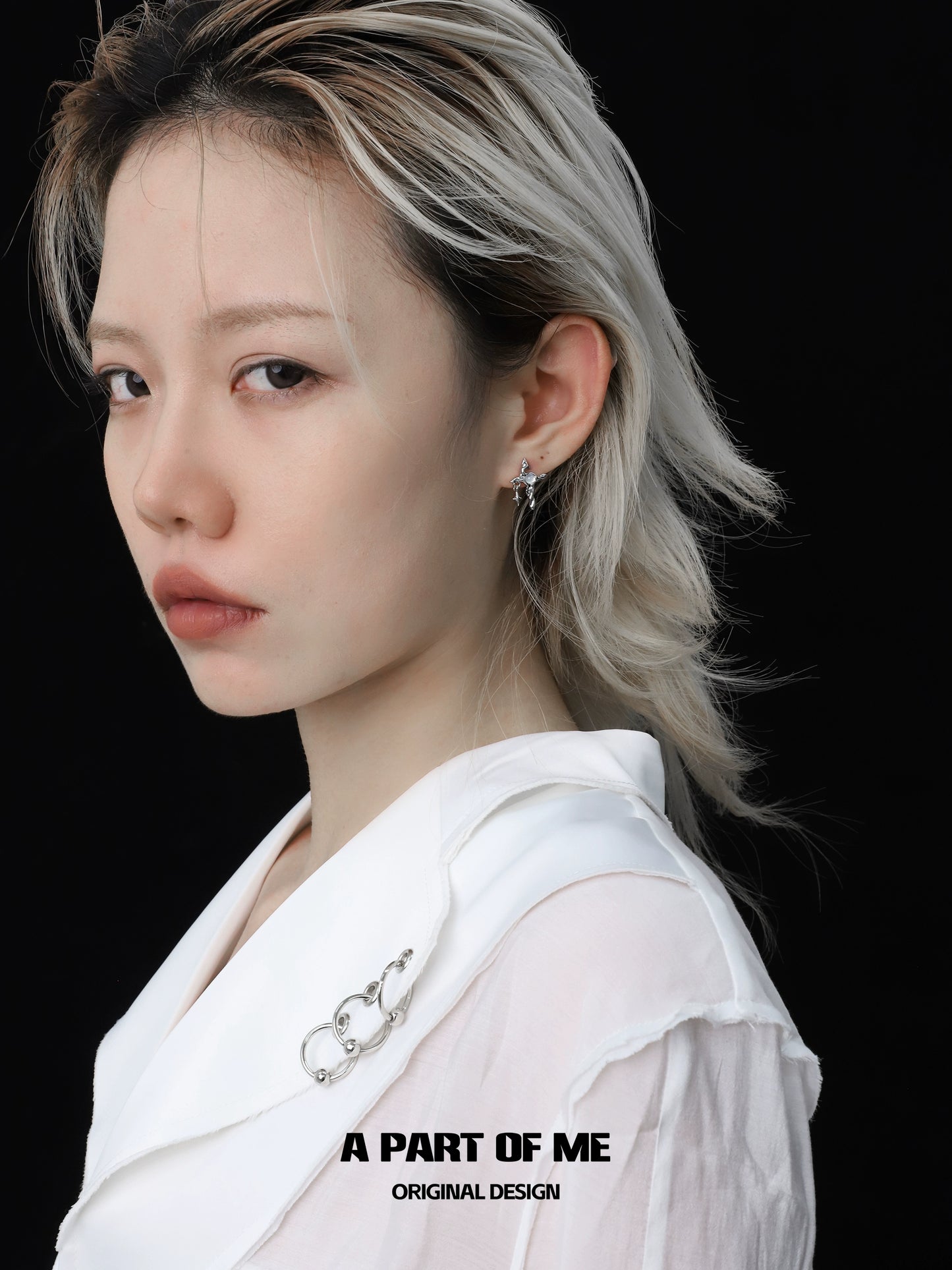Baima Star Cross Cool Earrings