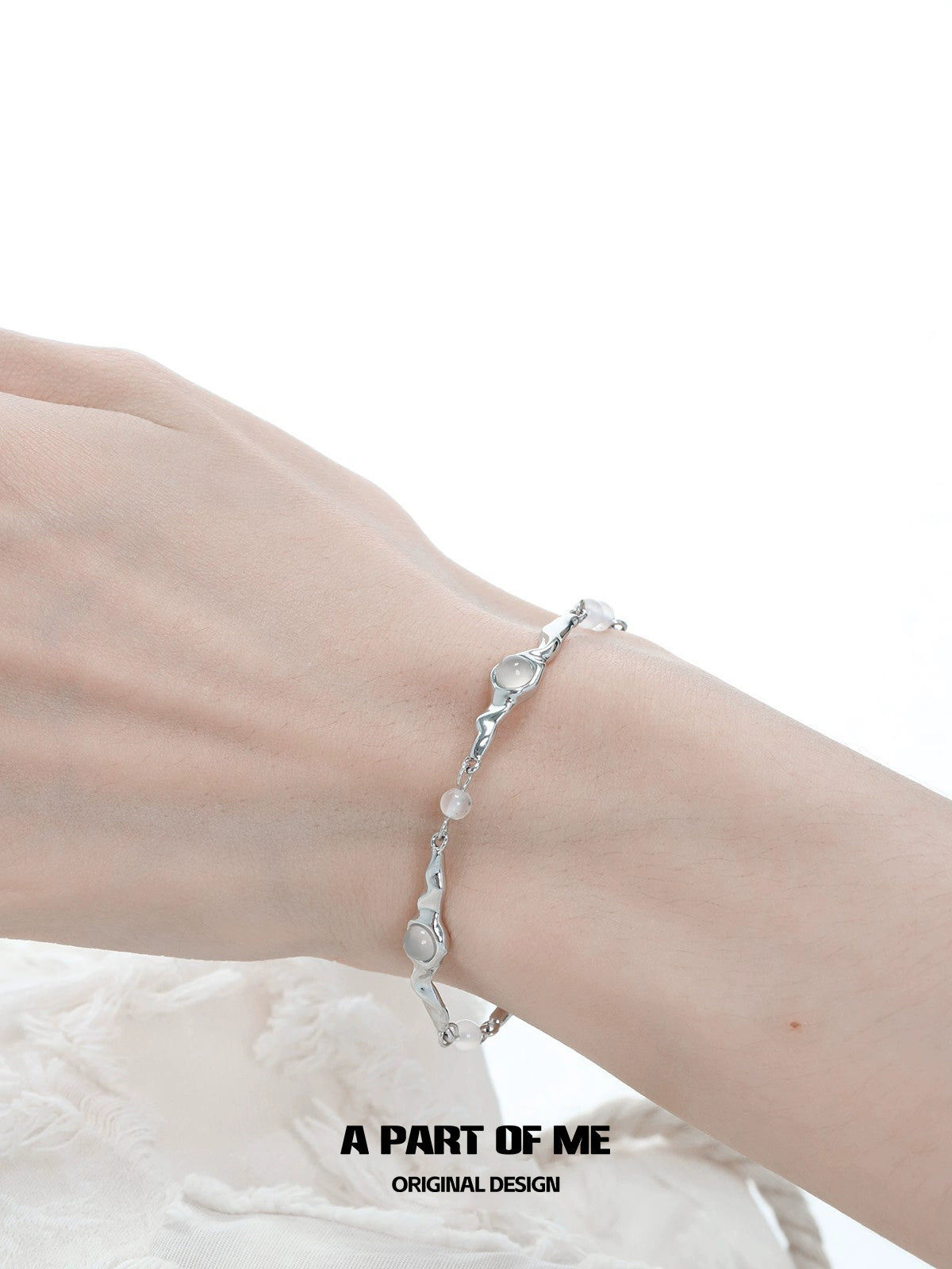 Morning Dawn Agate Bracelet