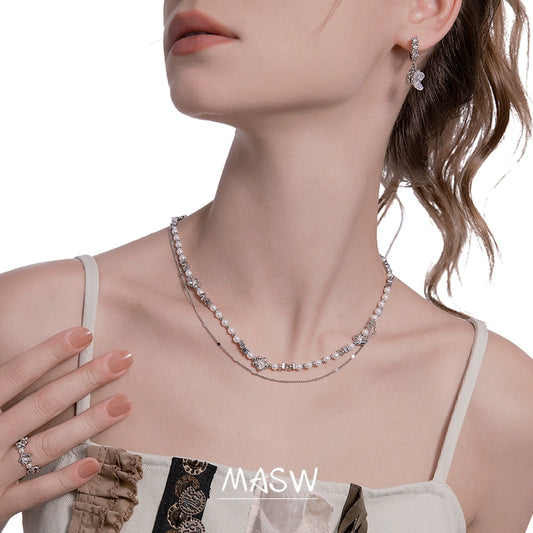 Colorful Beaded Daisy Necklace