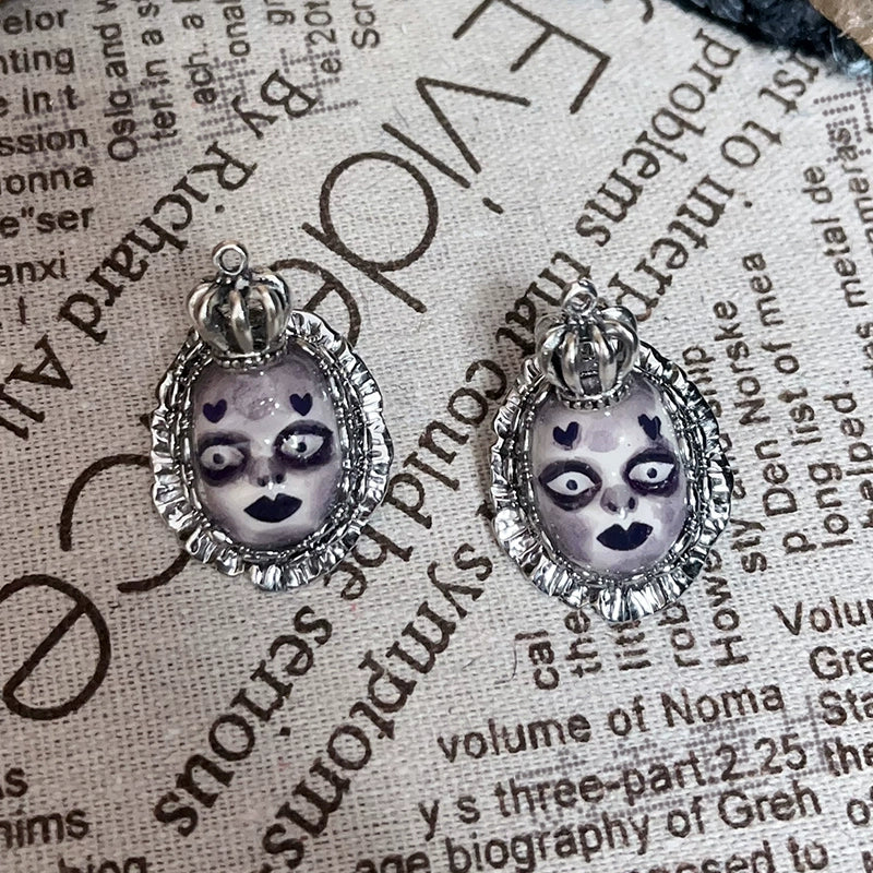 Earrings & Ear Cuffs-Ersan Tongsheng Original Doll Handcuff Earrings Niche Design Dark Wind Premium Sweet Cool Earrings Spice Girls