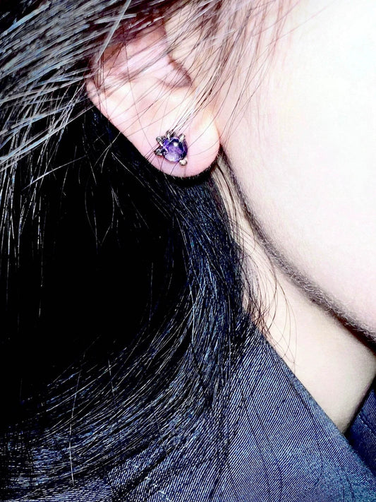 "Abyss Dragon Heart" Silver Earrings