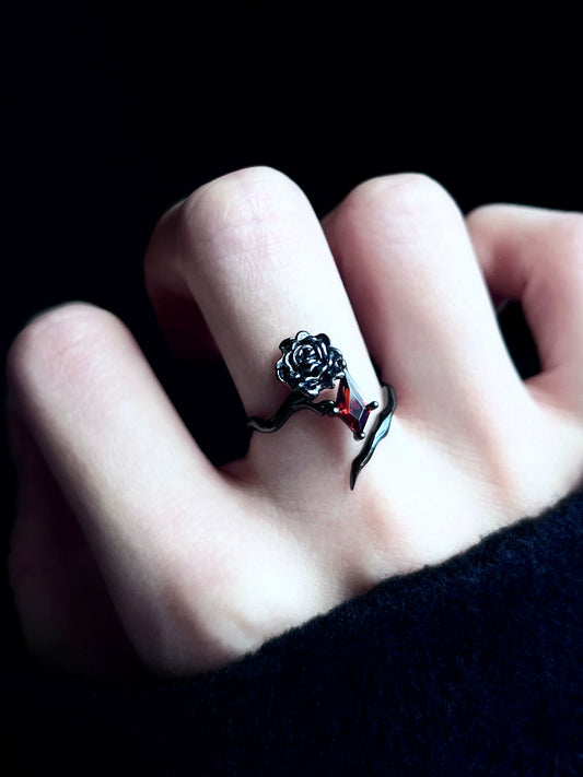 "Hellflower" Black Gold Ring