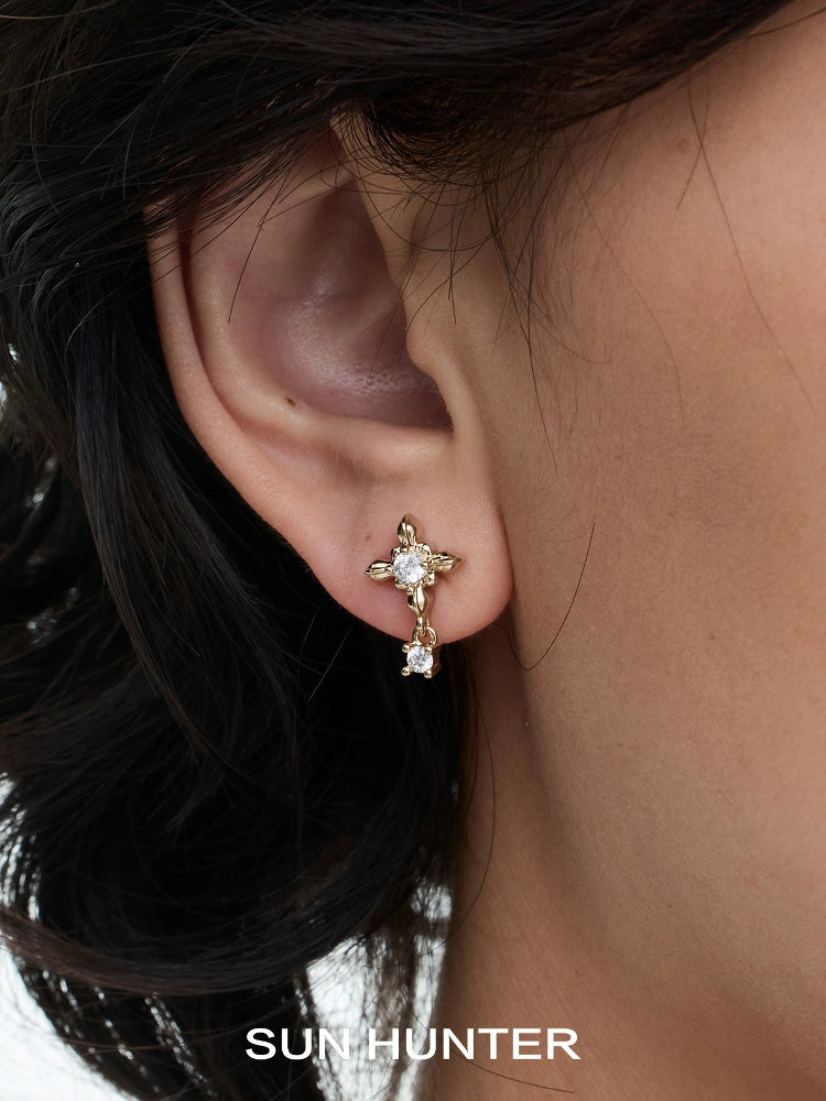 Maillard Iris Stud Earrings Set