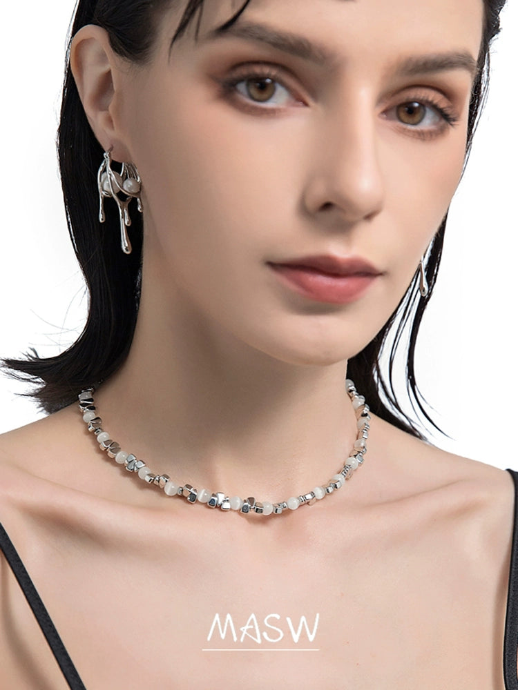 Broken Silver Beaded Collarbone Chain