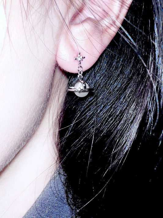 "Cosmos Island · Asteroid" Earrings