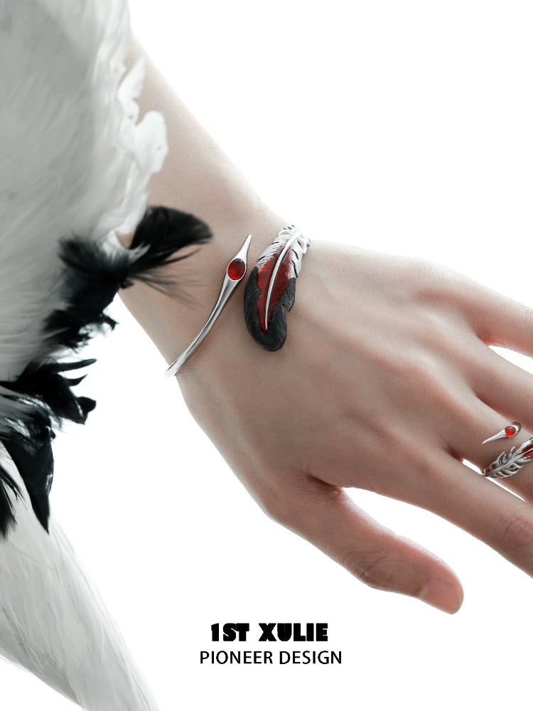 Bloody Feather Bracelet