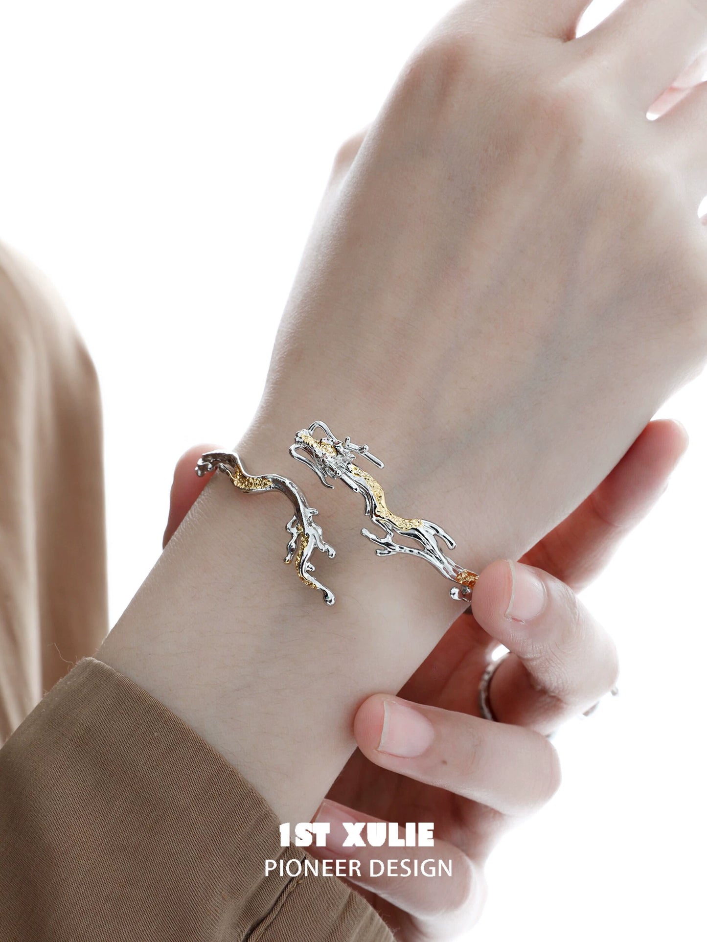 Mystical Seer Dragon Bracelet